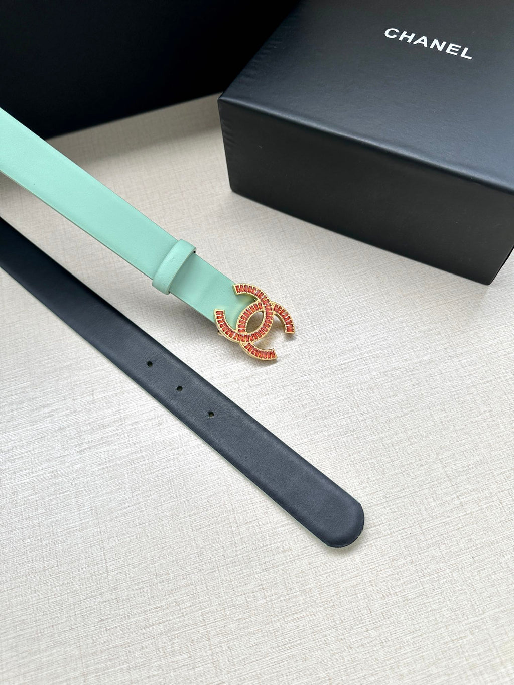 CHANEL 25S BELT 30 MM IN MINT GREEN CALFSKIN 616962