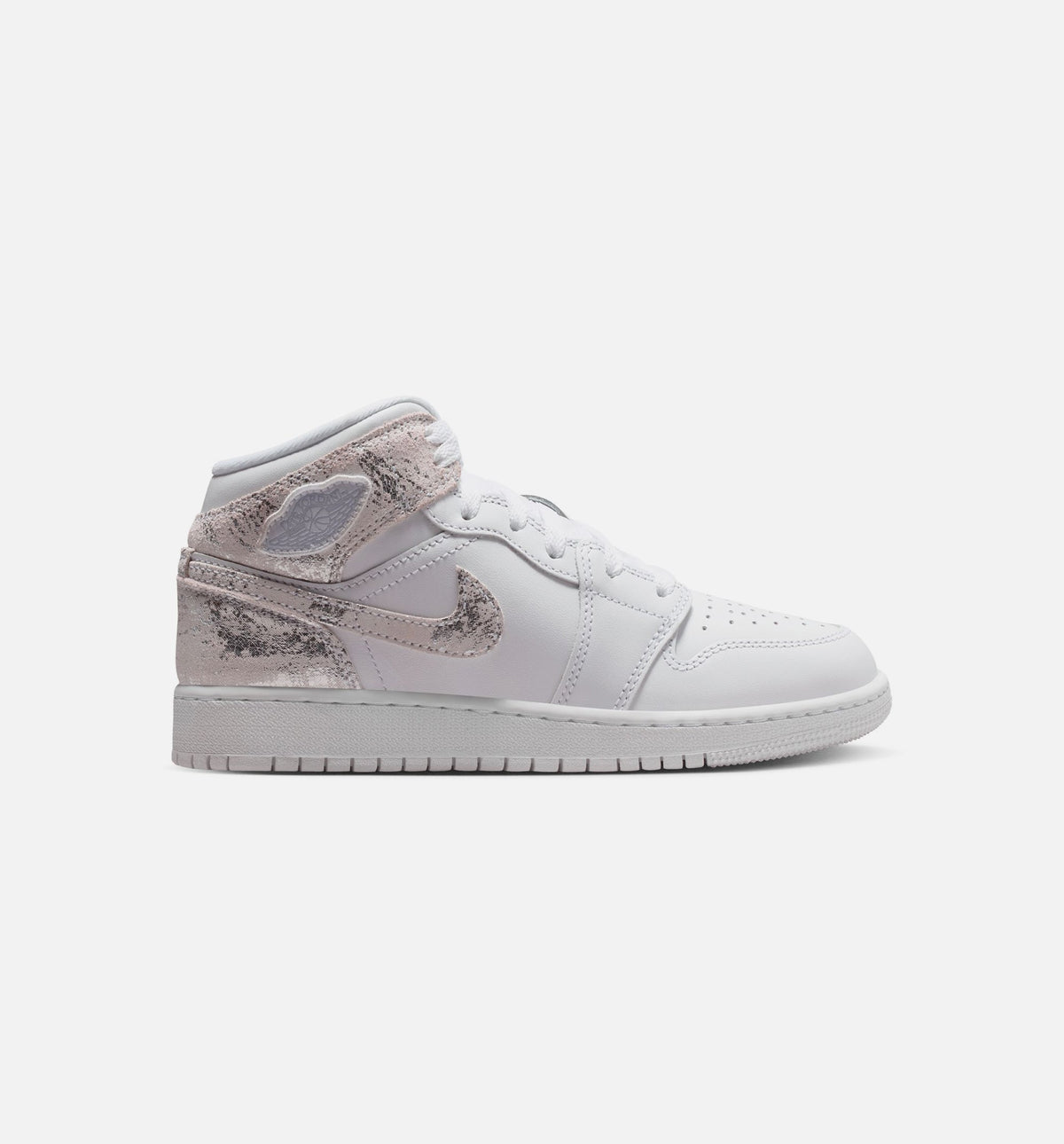 Air Jordan 1 Mid SE Grade School Lifestyle Shoe - WhiteField Silver