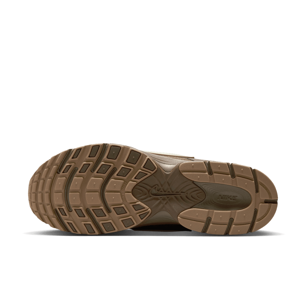 Nike V5 RNR Suede
