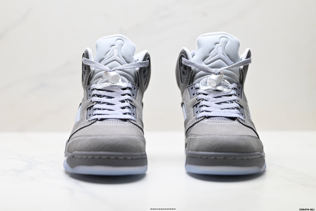 Air Jordan 5 Retro Wolf Grey Metallic Silver Sneakers