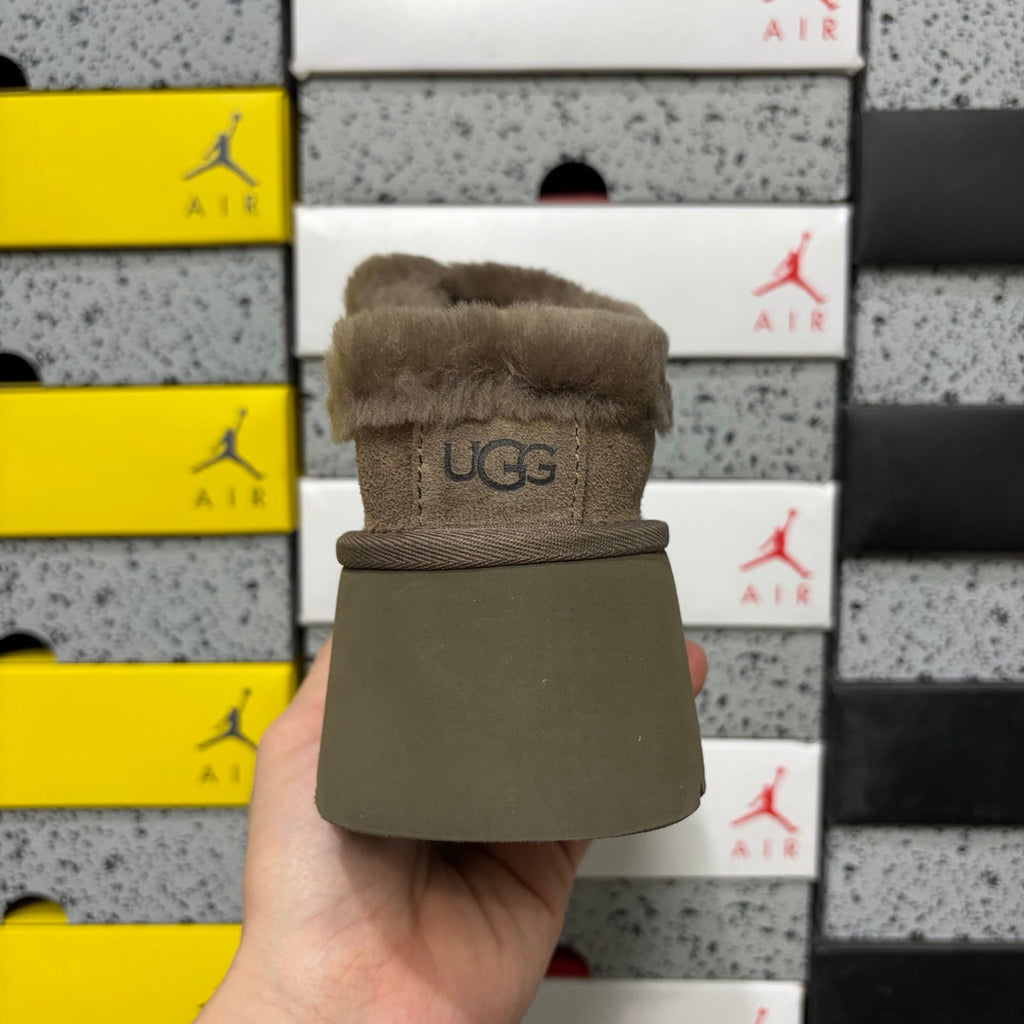 UGG Funkette Platform Clog – Women's Sherpa-Collar Suede Mule in Taupe
