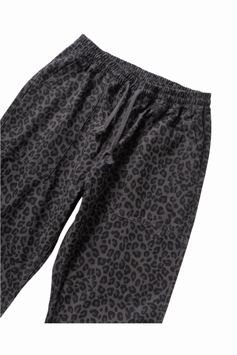 SERVICE WORKS PATTERNED EASY CHEF PANTS Black Leopard