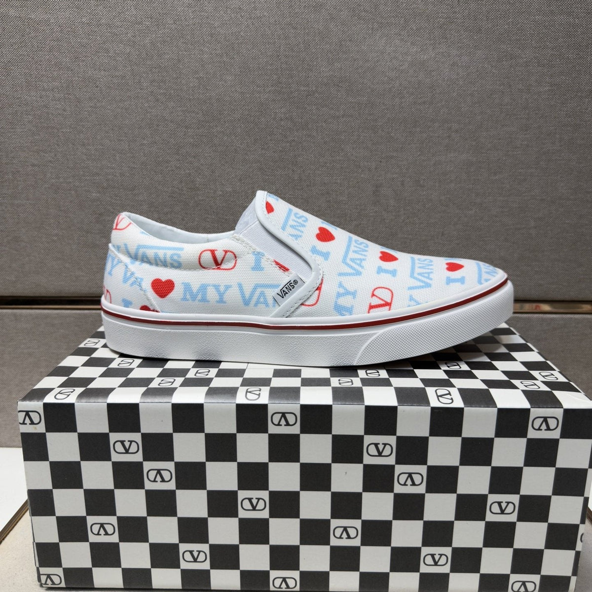 Vans White Graphic Low-Top Sneakers