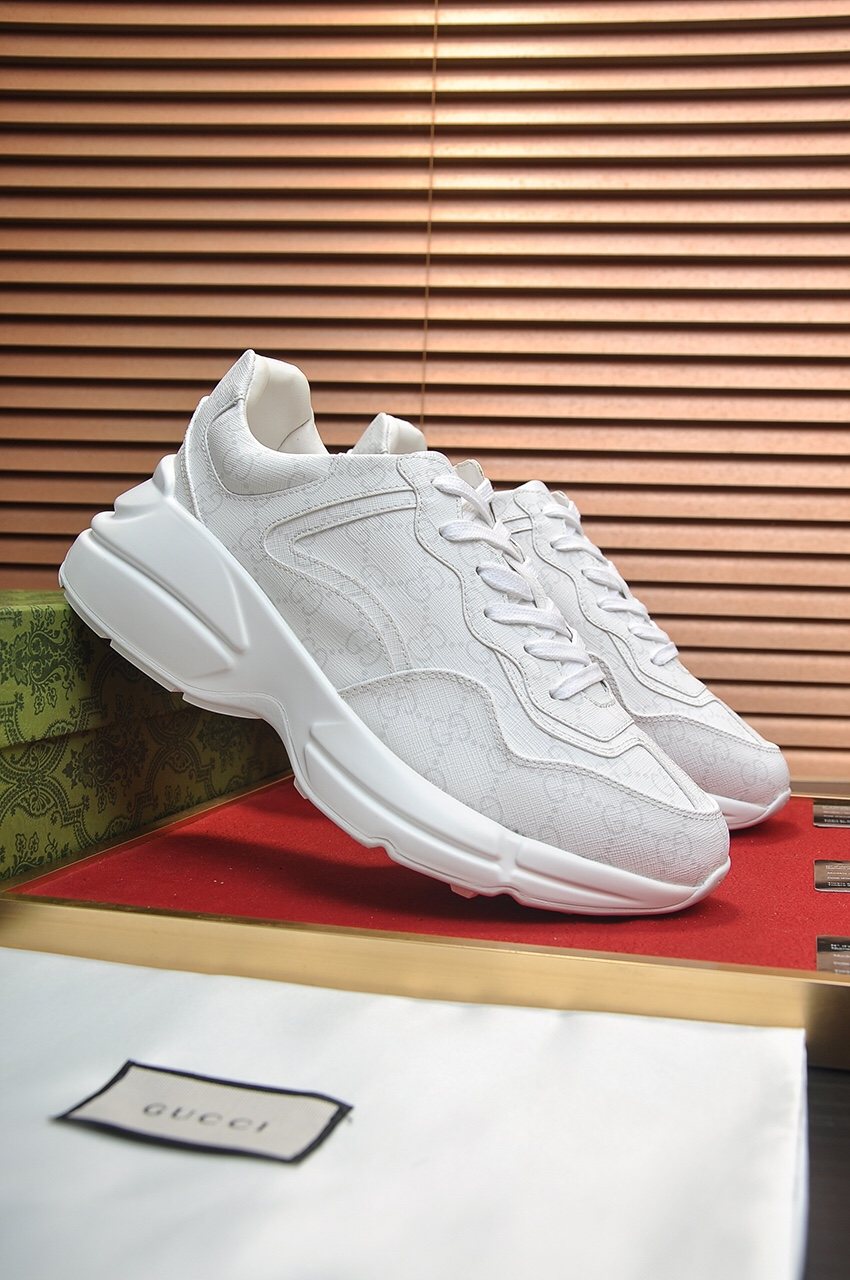 Gucci Chunky Low-Top Sneakers