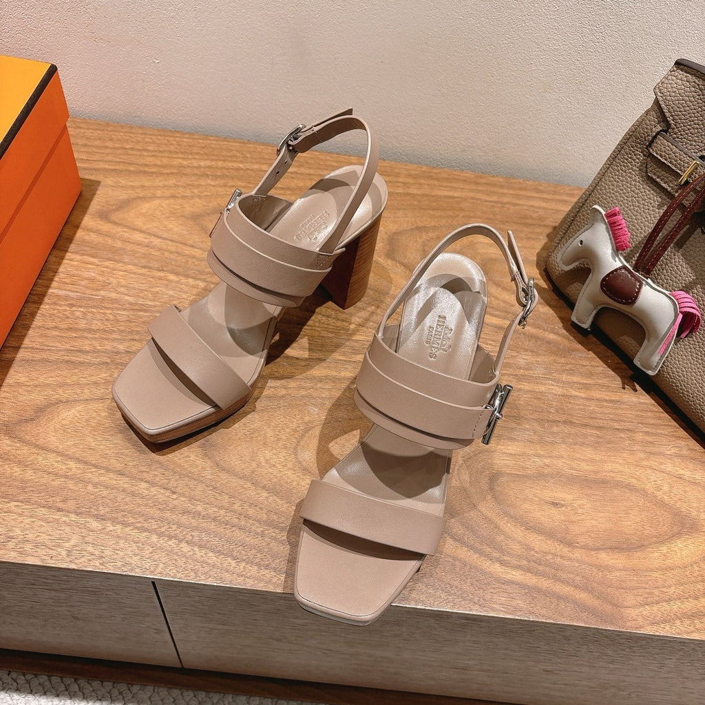 Hermès Women's Square-Toe Block-Heel Sandals